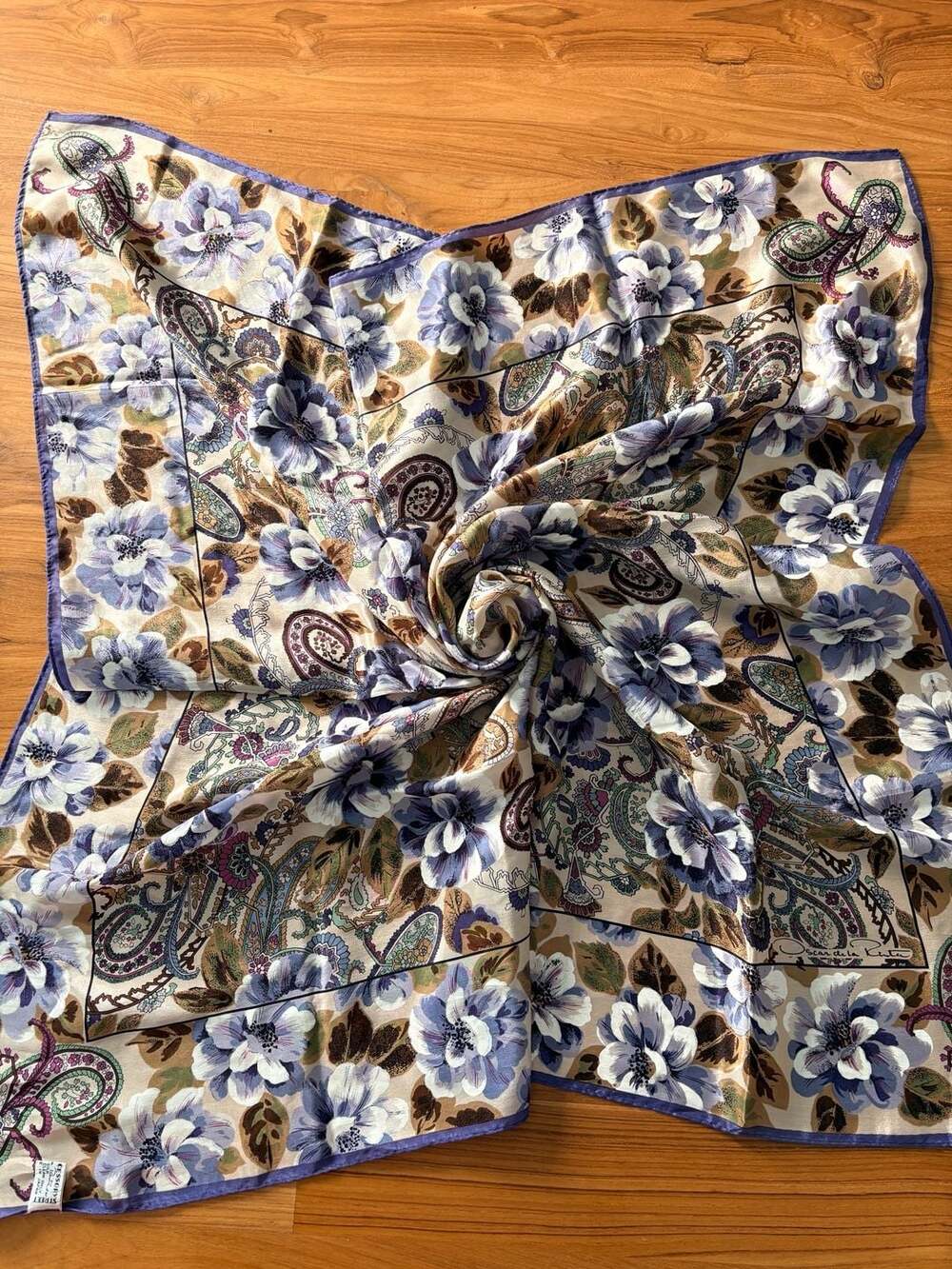 Vintage Oscar de la Renta 100% Silk Blue Floral Square Scarf Made in Japan